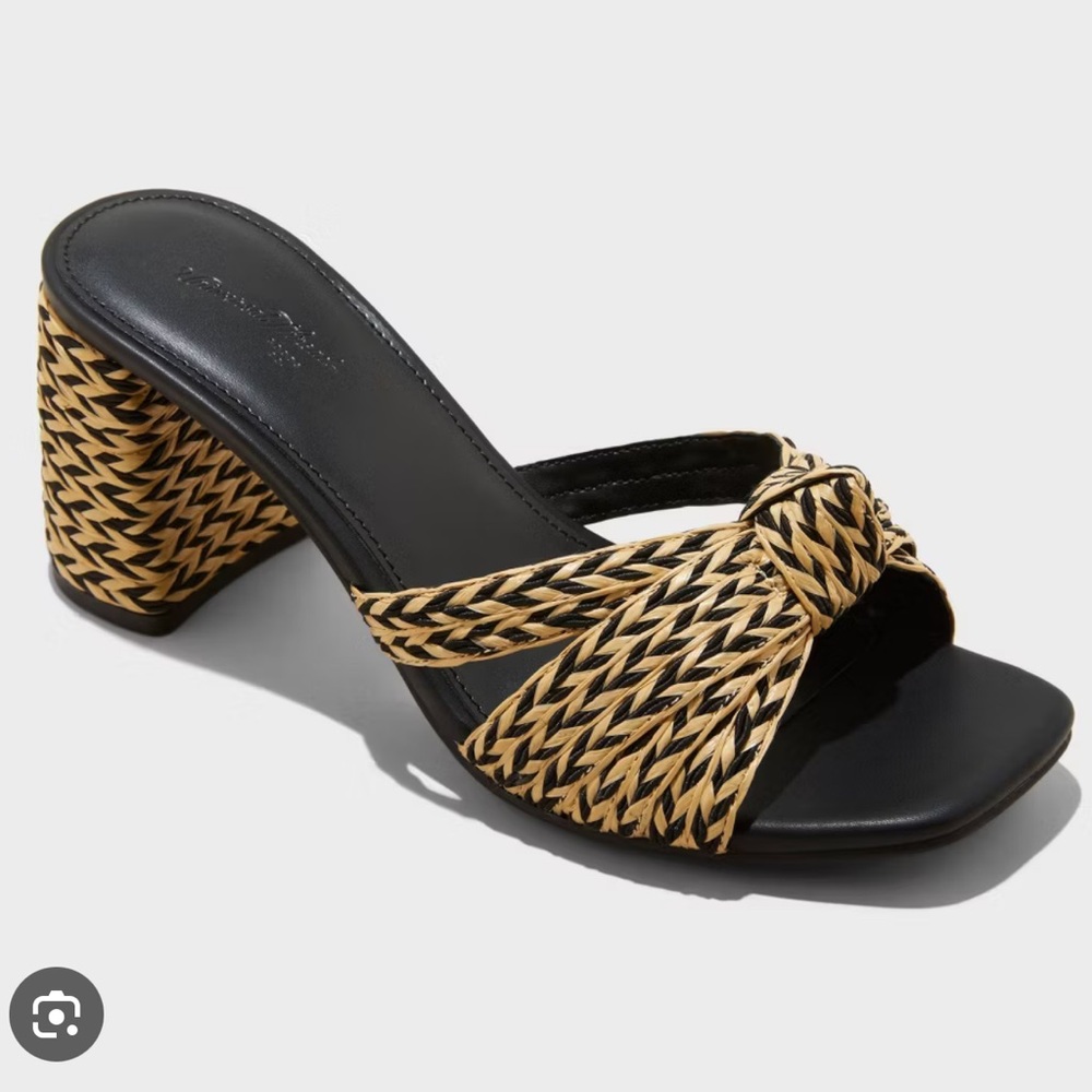 Universal Threads “Aaliyah” Raffia Heeled Sandals